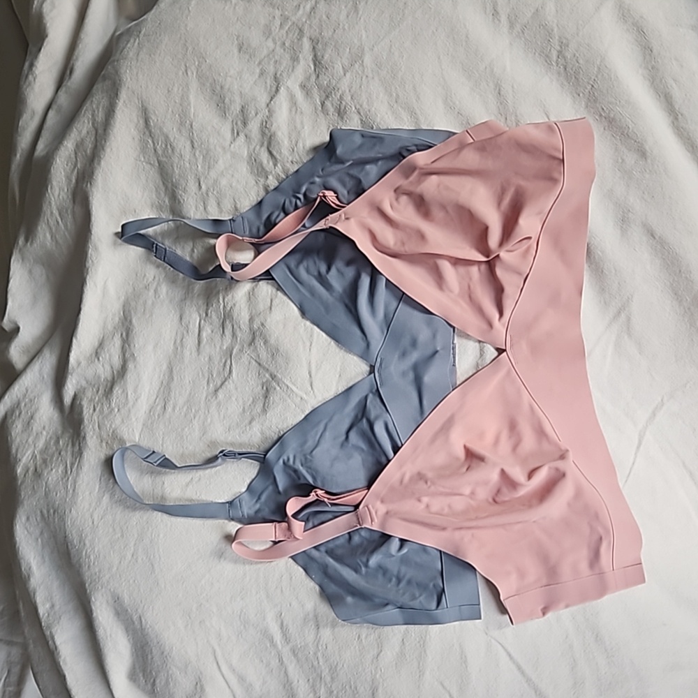 NWOT GapBody No Show Bralettes M